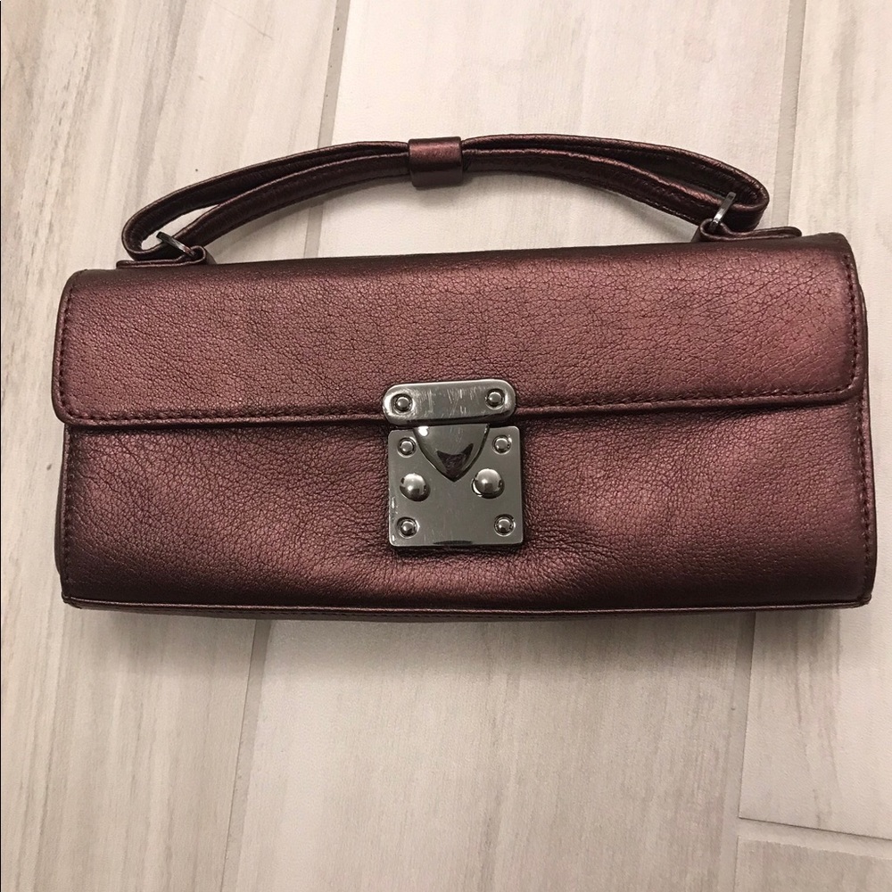 Hype Clutch